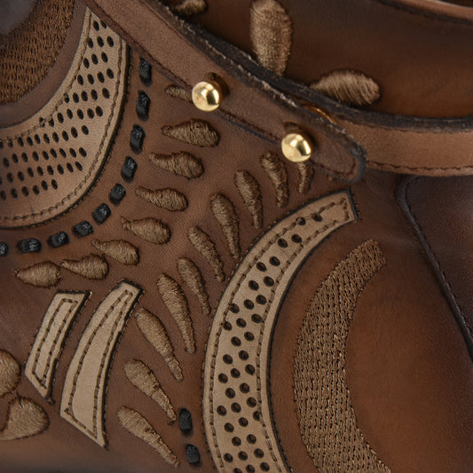 Cuadra Maple Embroidery & Harness CU642
