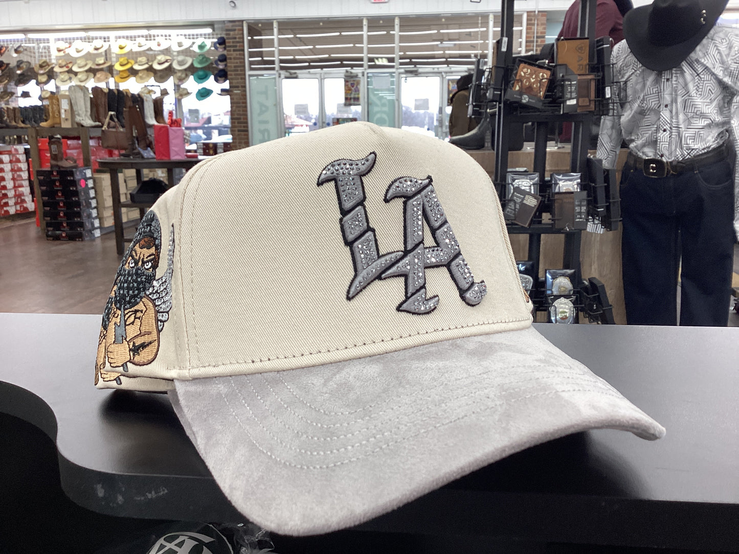 CH CAPS FANS- LA IVORY/GRAY HAT
