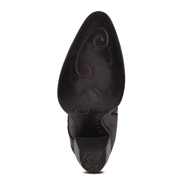Black Stingray Laser & Woven Round Toe