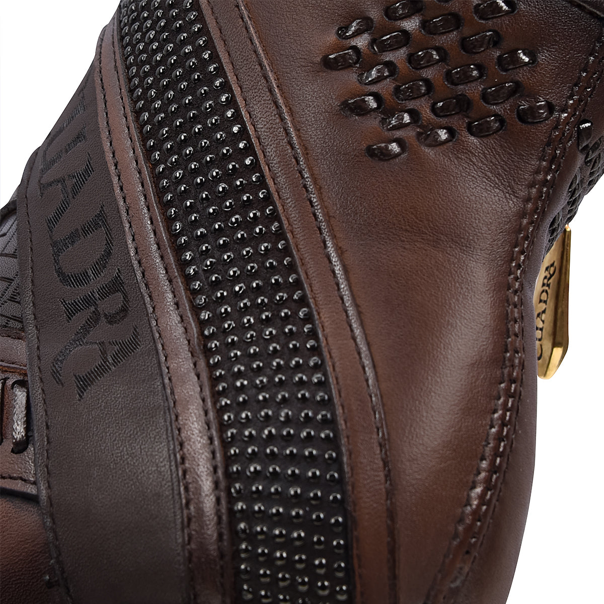 Honey Laser & Woven Round Toe