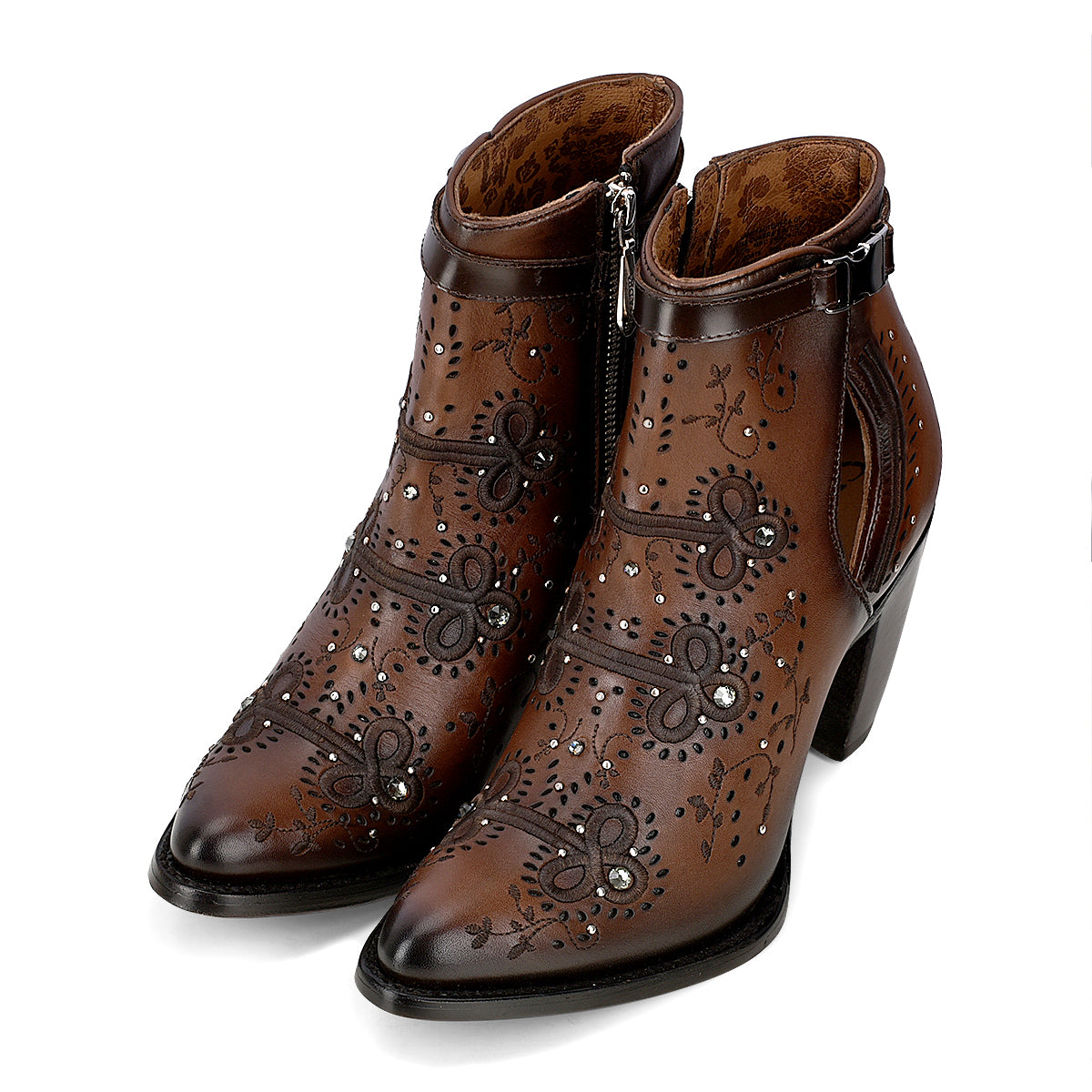 Honey Embroidery & Studs & Harness Round Toe