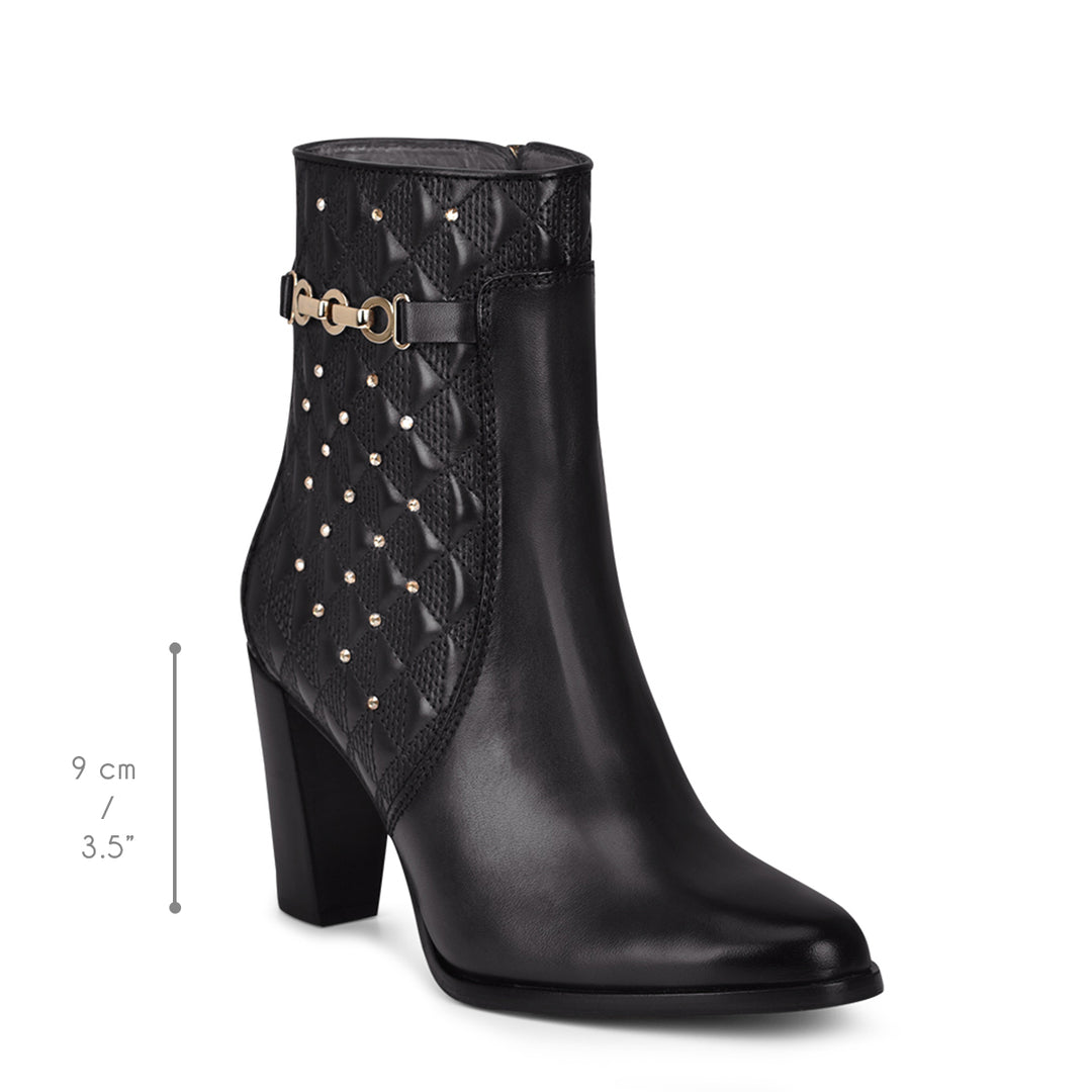 EMBROIDERY & STUDS FC582