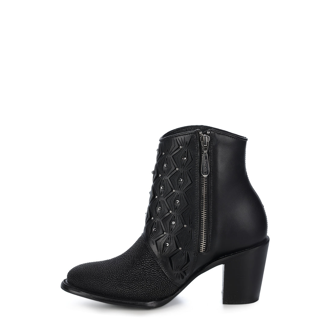 Black Stingray Zipper & Studs & Laser Snip Toe