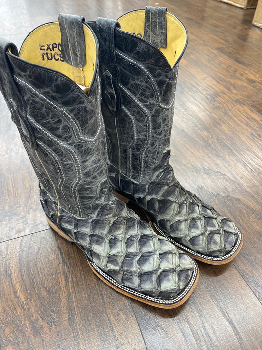 Mocking Bird Pirarucu Rodeo Wide