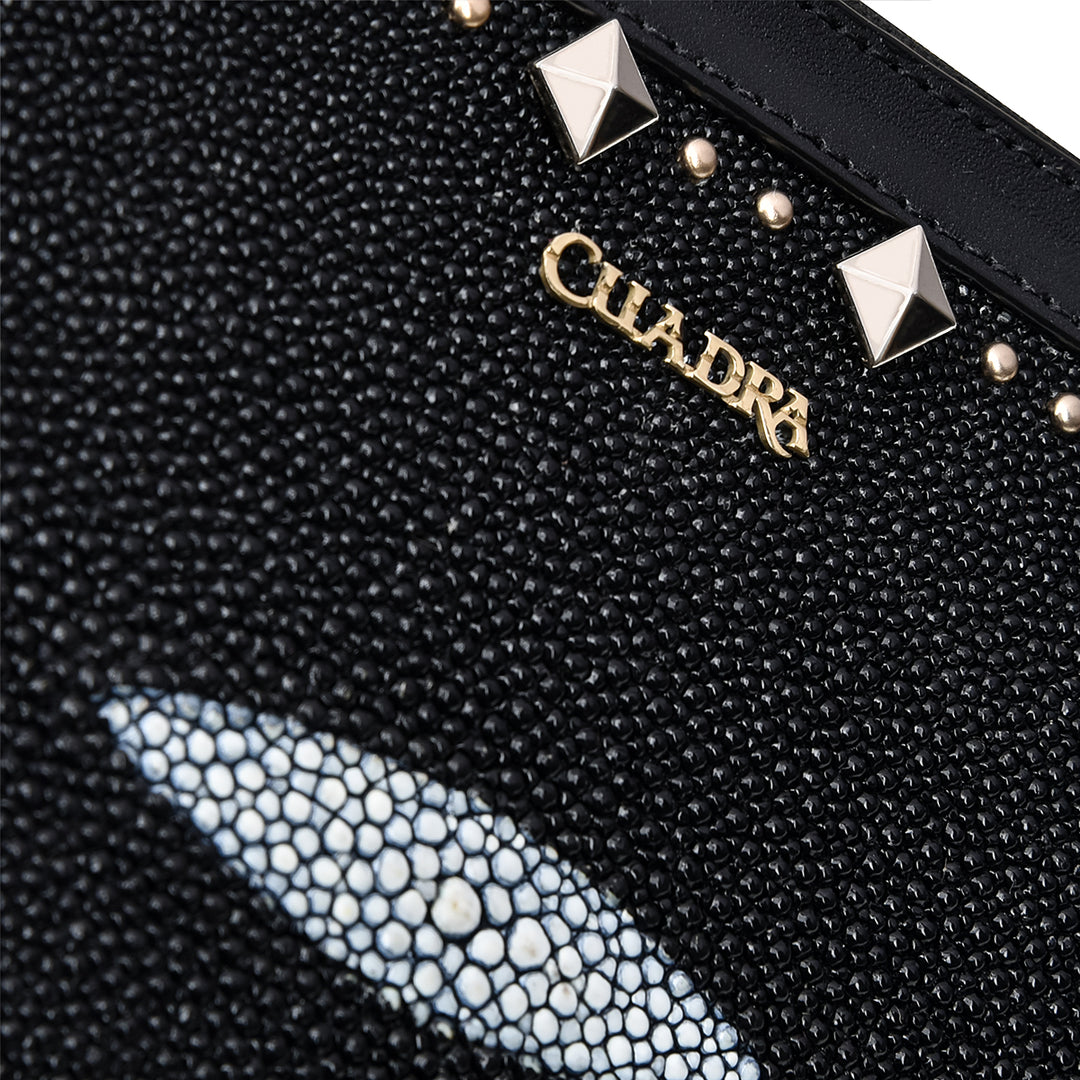 BLACK STINGRAY STUDS DU437